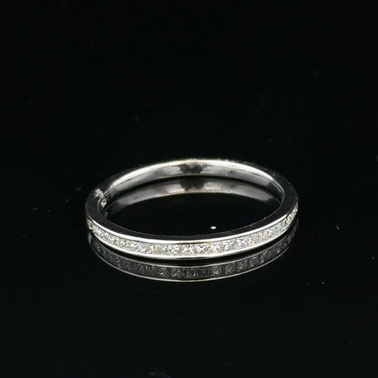 18ct white gold diamond ring in size Q1/2 with sparkling diamonds, showcasing elegant jewelry craftsmanship.