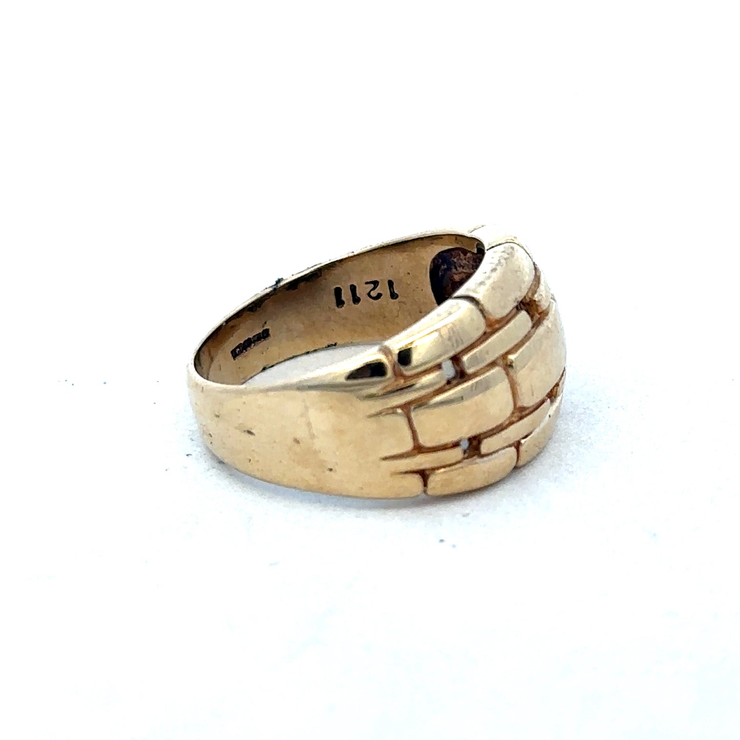 9ct yellow gold ring size Q1/2 by Reeves and Sons, featuring a smooth polished band and classic design.