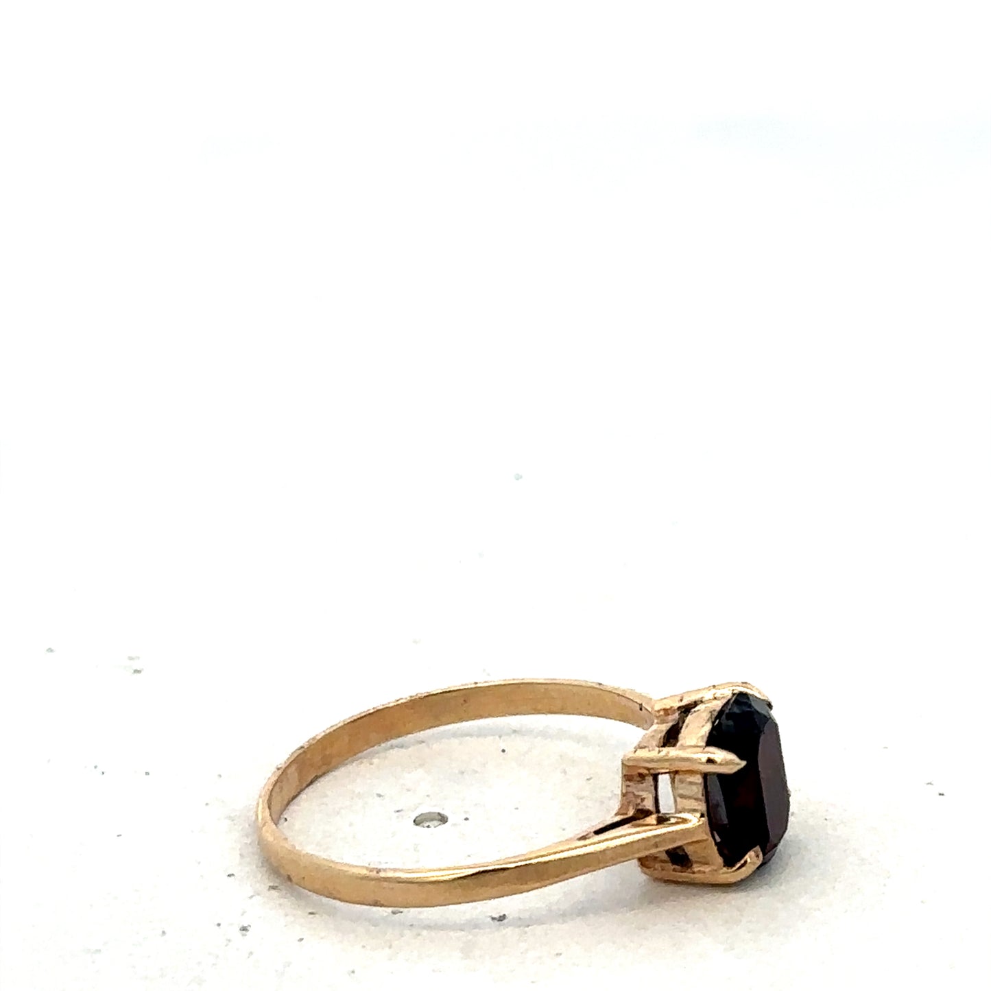 9ct yellow gold ring size N1/2 (sh27514b)