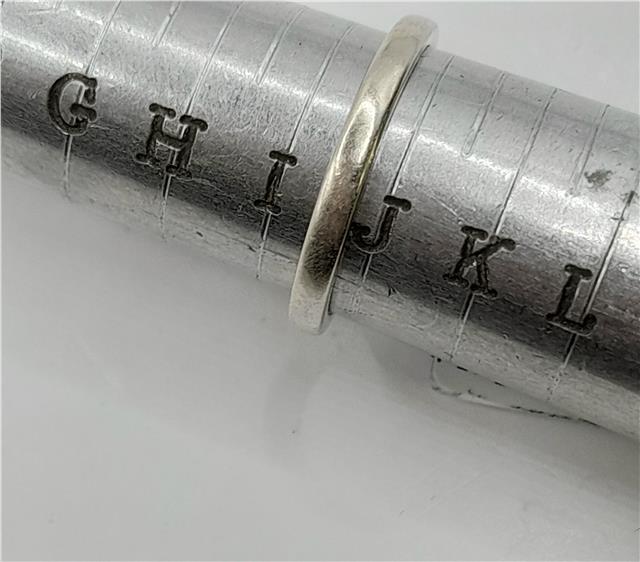 18ct white gold diamond ring in size I 1/2, featuring a sparkling diamond setting on a classic band.