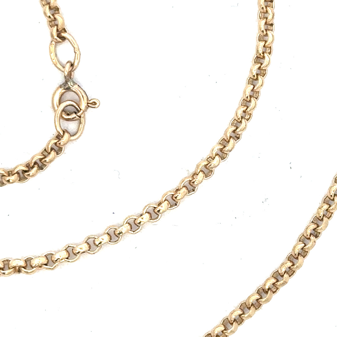 9ct yellow gold belcher chain with a 12.2g weight, showcasing a classic chain design in a natural close-up view.