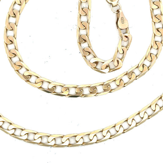 9ct yellow gold curb chain weighing 15.9g, unbranded jewelry chain with classic design, shown in close-up image.