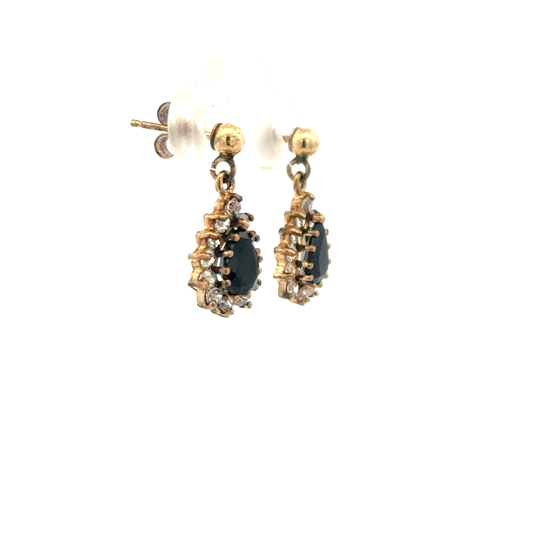 9ct yellow gold earrings weighing 1.8g, unbranded jewelry with simple, elegant design for pierced ears.