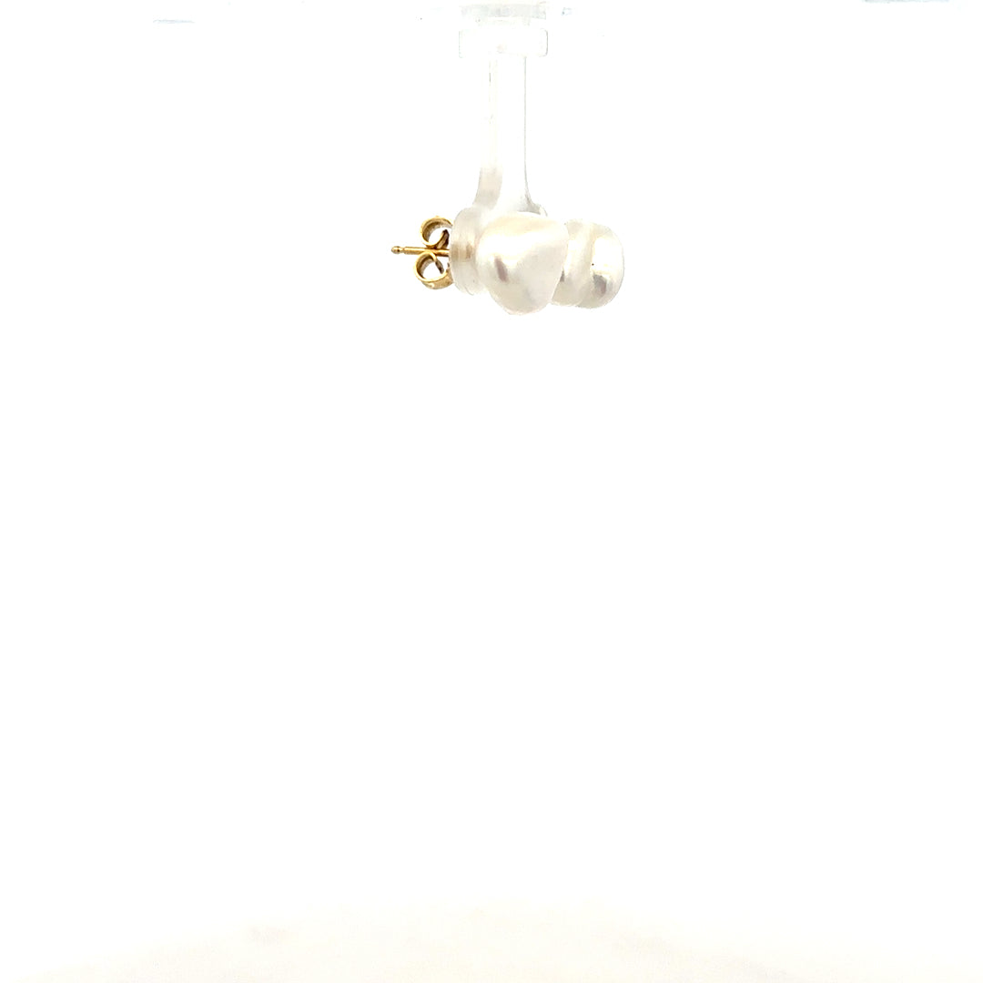 9ct yellow gold earrings with a classic design, weighing 2.6g, showcased on a plain background.