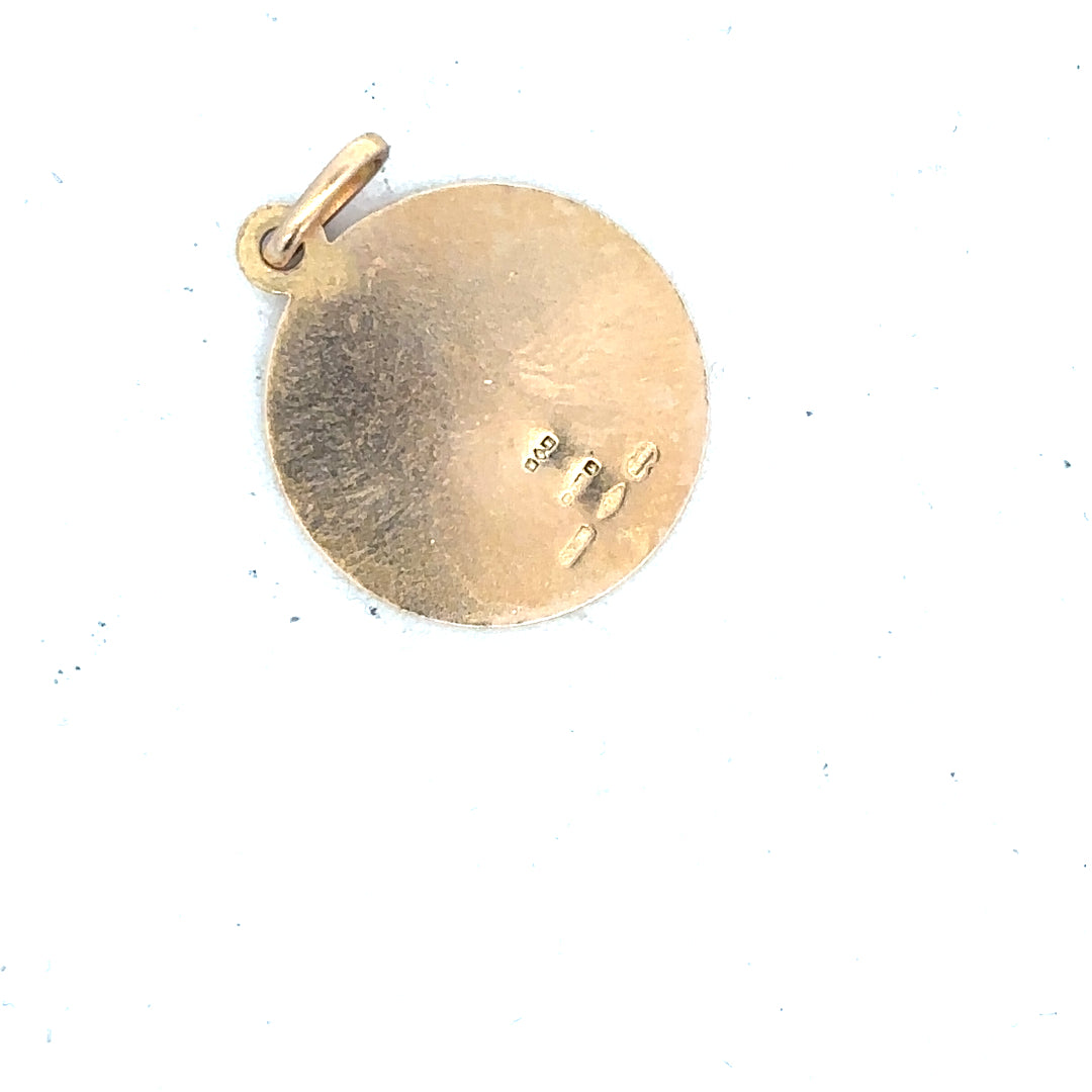 9ct yellow gold St Christopher pendant, unbranded, weighing 3.1g, featuring detailed religious medal design.