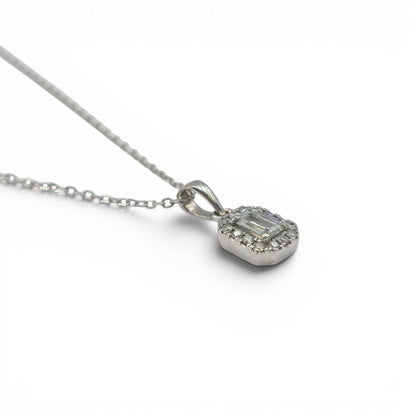 Reeves and Sons 18ct white gold diamond cluster pendant chain, featuring sparkling diamond accents and intricate gold detailing.