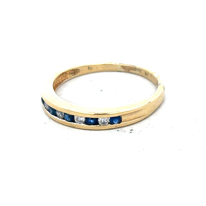 18ct yellow gold sapphire and diamond ring, size S, showcasing sparkling gemstones and elegant design.