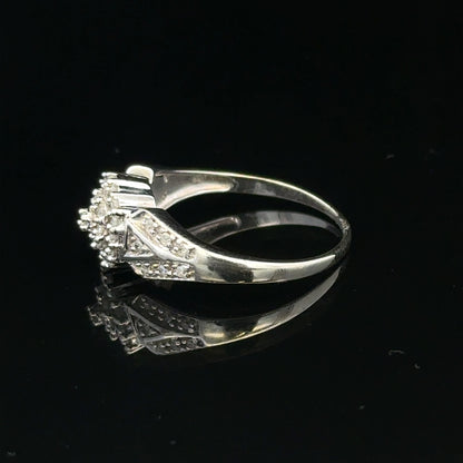 9ct white gold diamond ring, size M with sparkling diamonds, unbranded jewelry crafted in 2.6g of white gold.
