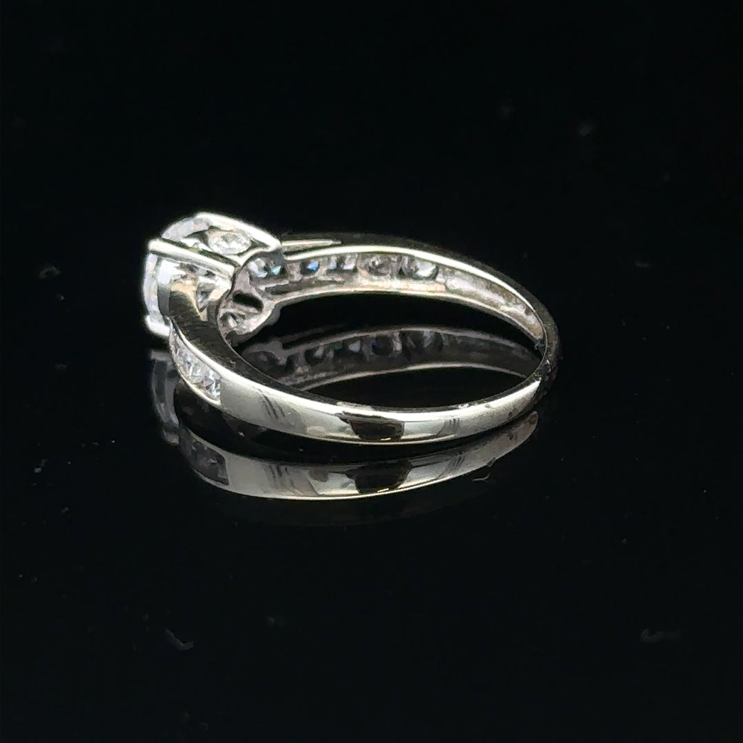 9ct white gold ring in size L 1/2, weighing 2g, featuring a sleek design, unbranded jewelry for elegant style.