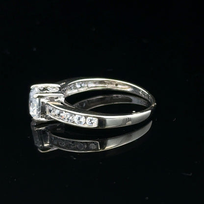 9ct white gold ring with size L 1/2 and 2g weight, unbranded, featuring a simple, elegant band design.