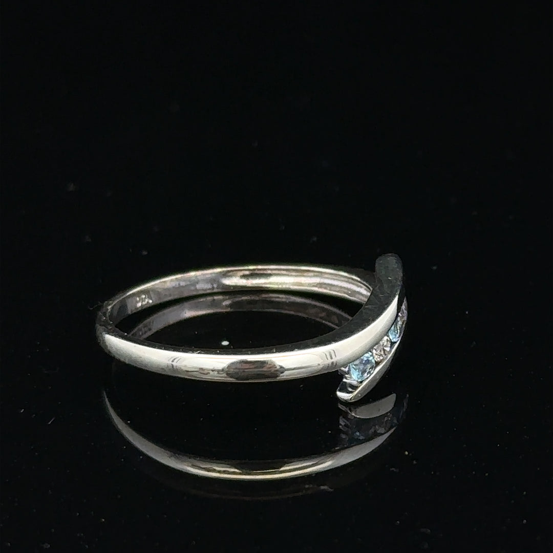 9ct white gold diamond ring size N1/2 with sparkling diamonds, crafted in elegant unbranded jewelry style.