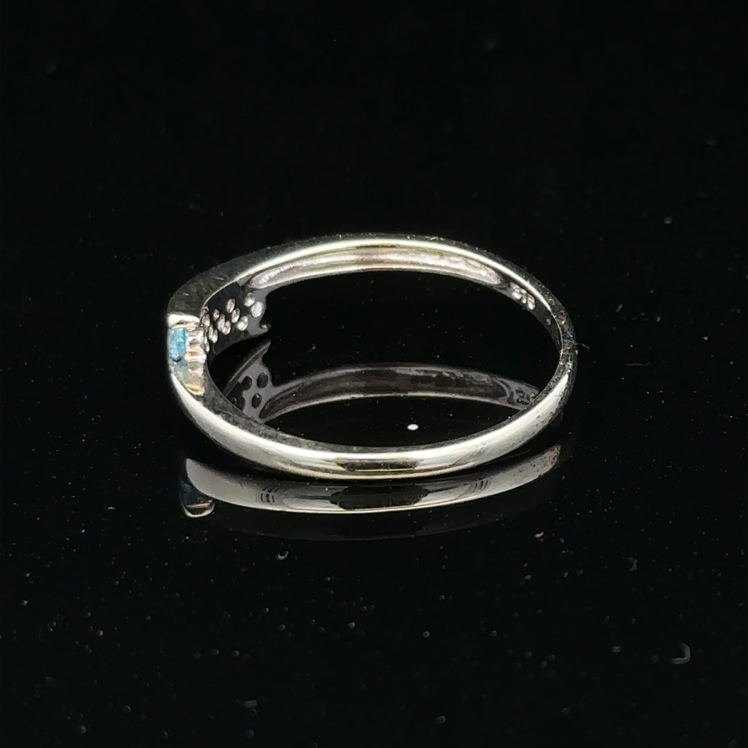 9ct white gold diamond ring in size N1/2, featuring sparkling diamonds, unbranded jewelry, elegant and detailed design.