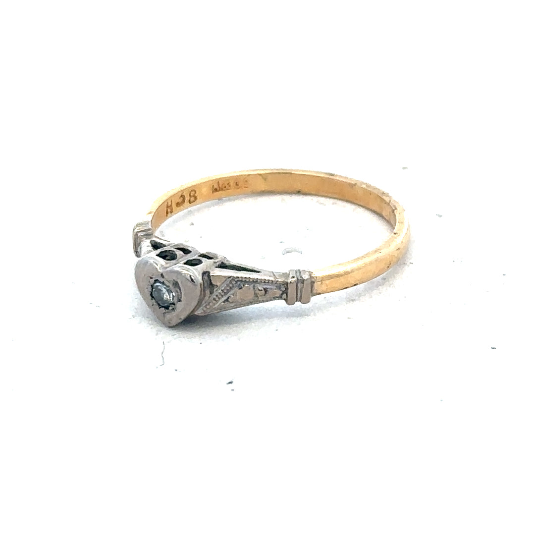 18ct yellow gold diamond ring in size N, featuring a sleek band with sparkling diamonds, unbranded jewelry accessory.