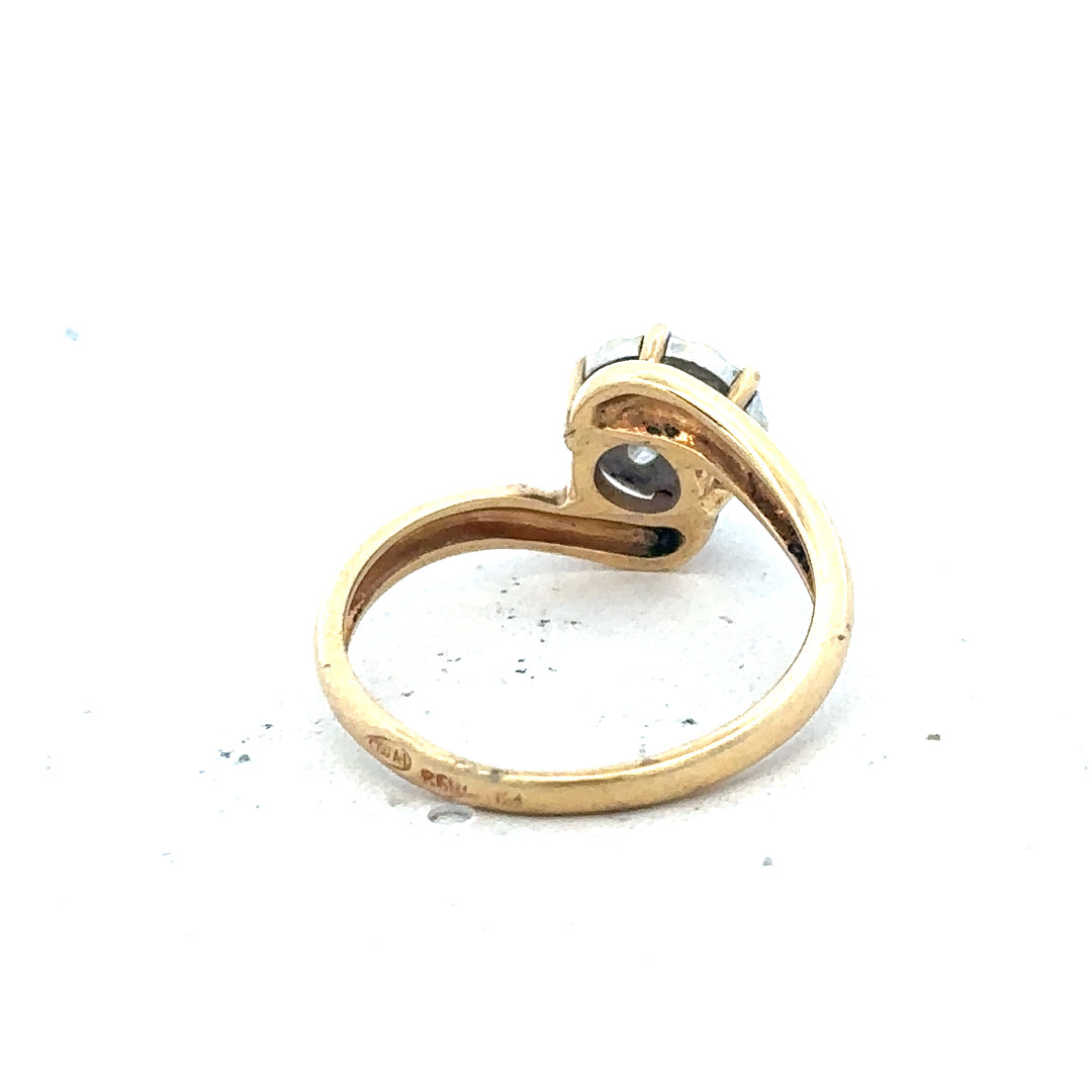 18ct yellow gold diamond ring in size L1/2, featuring a polished band and sparkling diamonds, unbranded jewelry accessory.