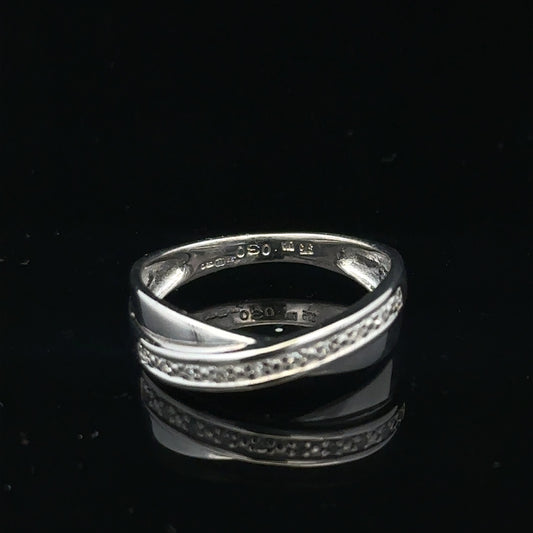 9ct white gold diamond ring in size J1/2, featuring a sparkling diamond setting on a sleek unbranded band.