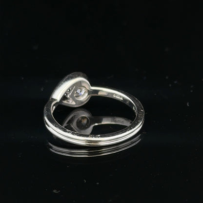 14ct white gold lab-grown diamond ring in size I, featuring a sparkling central diamond and a sleek, elegant band.