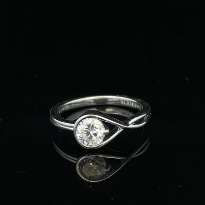 14ct white gold lab-grown diamond ring, size I, featuring a sparkling central diamond and elegant band design.