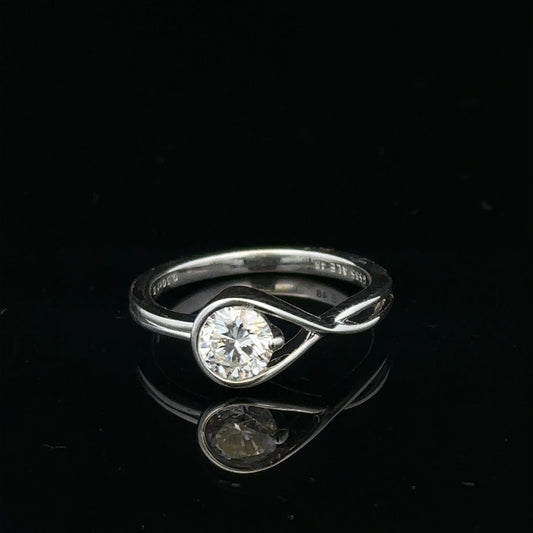 14ct white gold lab-grown diamond ring, size I, featuring a sparkling central diamond and elegant band design.