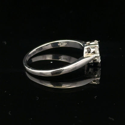 9ct white gold diamond cluster ring in size O 1/2 with multiple sparkling diamonds set in a elegant ring design.