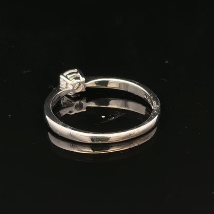 18ct white gold diamond ring in size M with sparkling diamonds, showcasing elegant jewelry craftsmanship.