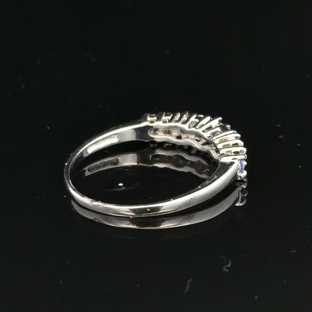 9ct white gold diamond ring size P (sh25327l)