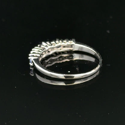 9ct white gold diamond ring size P (sh25327l)