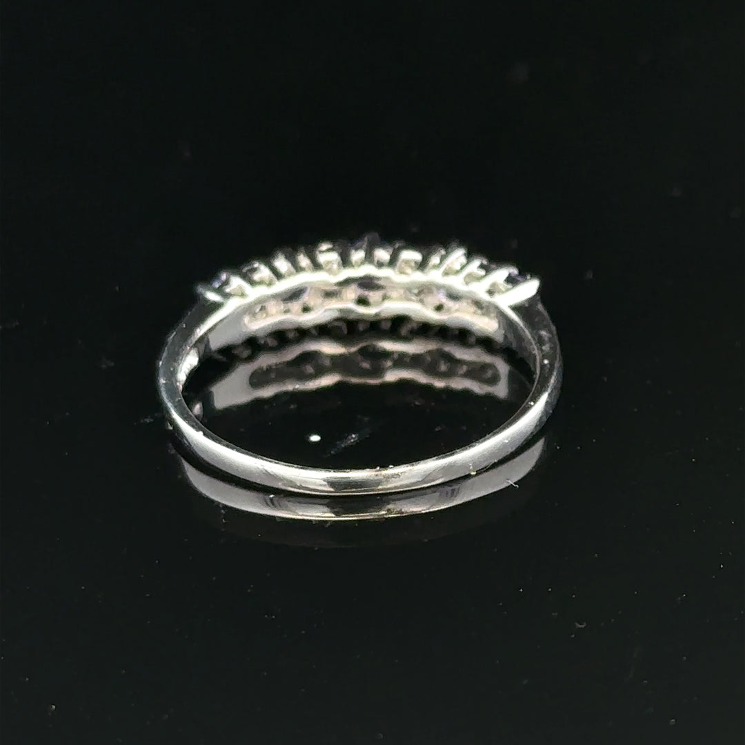 9ct white gold diamond ring size P (sh25327l)
