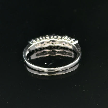 9ct white gold diamond ring size P (sh25327l)