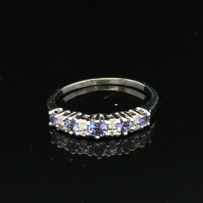 9ct white gold diamond ring size P (sh25327l)