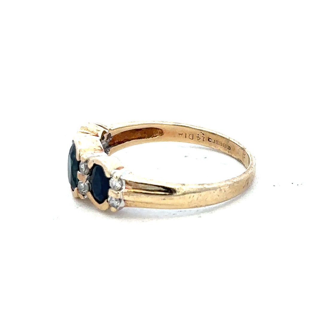 9ct yellow gold diamond ring in size L1/2 featuring a sparkling diamond, crafted by Reeves and Sons.