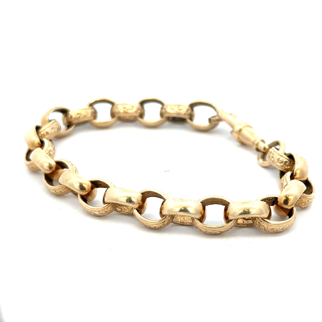 9ct yellow gold belcher bracelet with a linked chain design, weighs 21.7g, by Reeves and Sons.