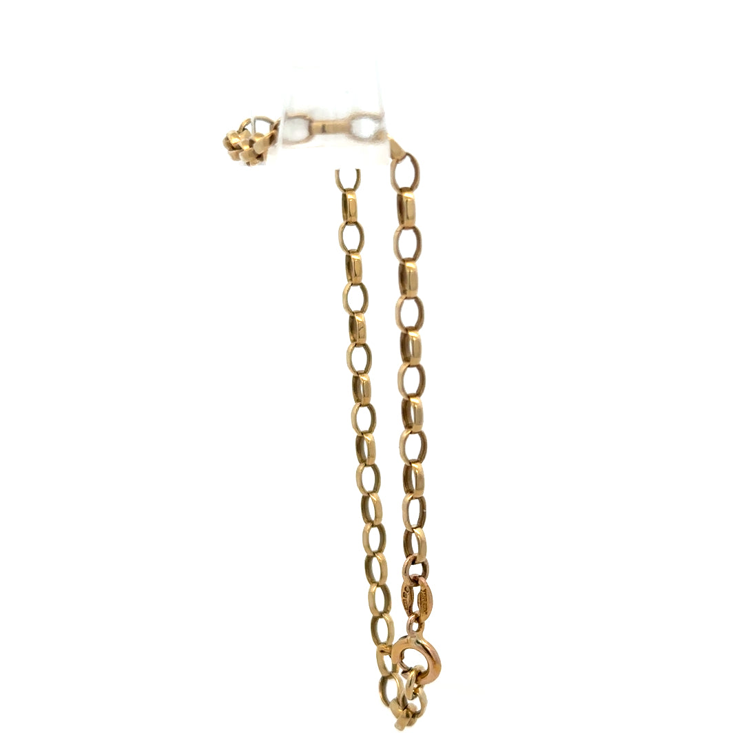 9ct yellow gold belcher bracelet with a 3g weight, featuring rounded chain links, crafted by Reeves and Sons.