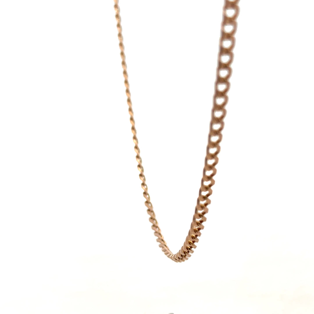 9ct yellow gold chain by Reeves and Sons, 15.8g, featuring a detailed view of the elegant jewelry chain.