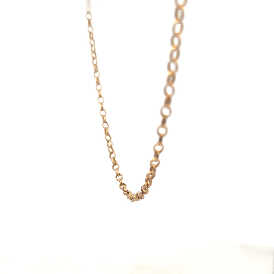 9ct yellow gold belcher chain from Reeves and Sons, showing a close-up of the 11.1g chain with detailed links.