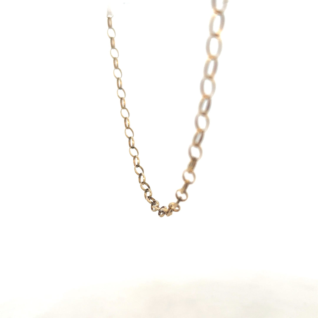 9ct yellow gold belcher chain with a textured link design, weighing 5.6g, from Reeves and Sons.