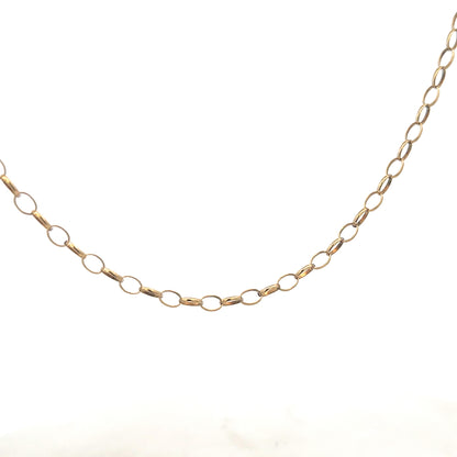 9ct yellow gold belcher chain by Reeves and Sons, showing its shiny, linked design with a 5.6g weight.