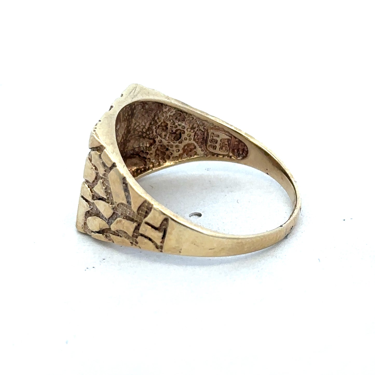 9ct yellow gold diamond ring in size Z with sparkling diamonds, crafted by Reeves and Sons, displayed on a neutral background.