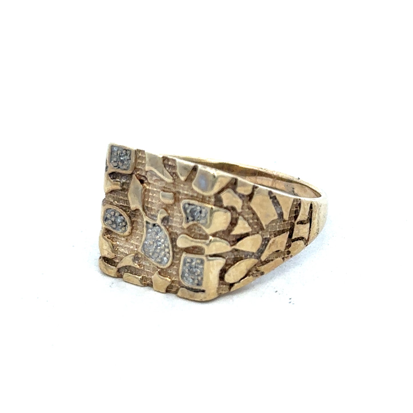 9ct yellow gold diamond ring in size Z featuring sparkling diamonds, crafted by Reeves and Sons.