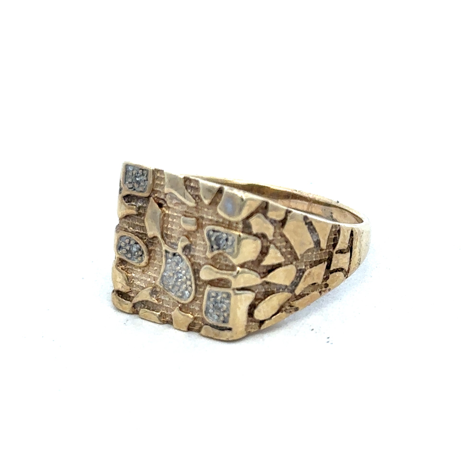 9ct yellow gold diamond ring in size Z featuring sparkling diamonds, crafted by Reeves and Sons.