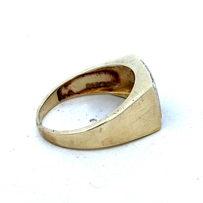 9ct yellow gold diamond ring in size U by Reeves and Sons, featuring a sparkling diamond setting and polished band.