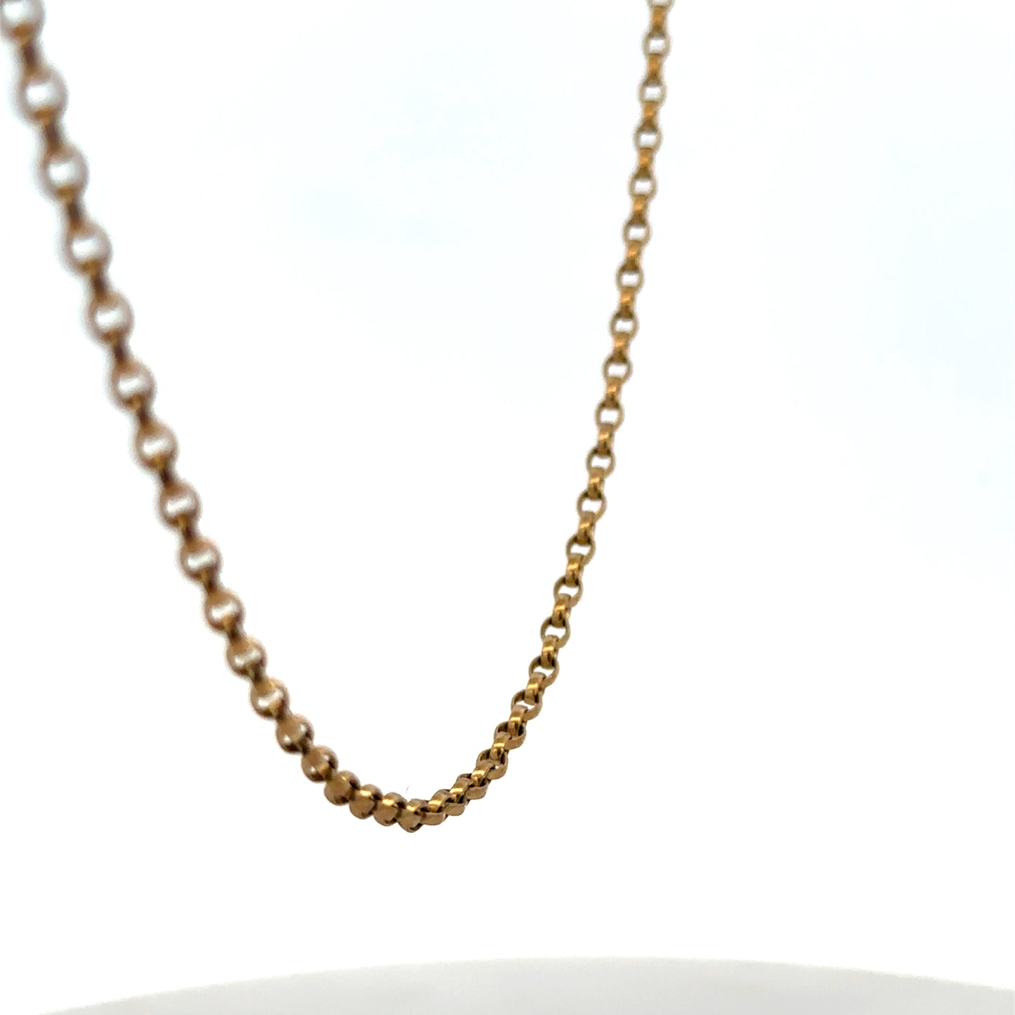 9ct yellow gold belcher chain from Reeves and Sons, showing a close-up of the 6.2g chain with detailed links.