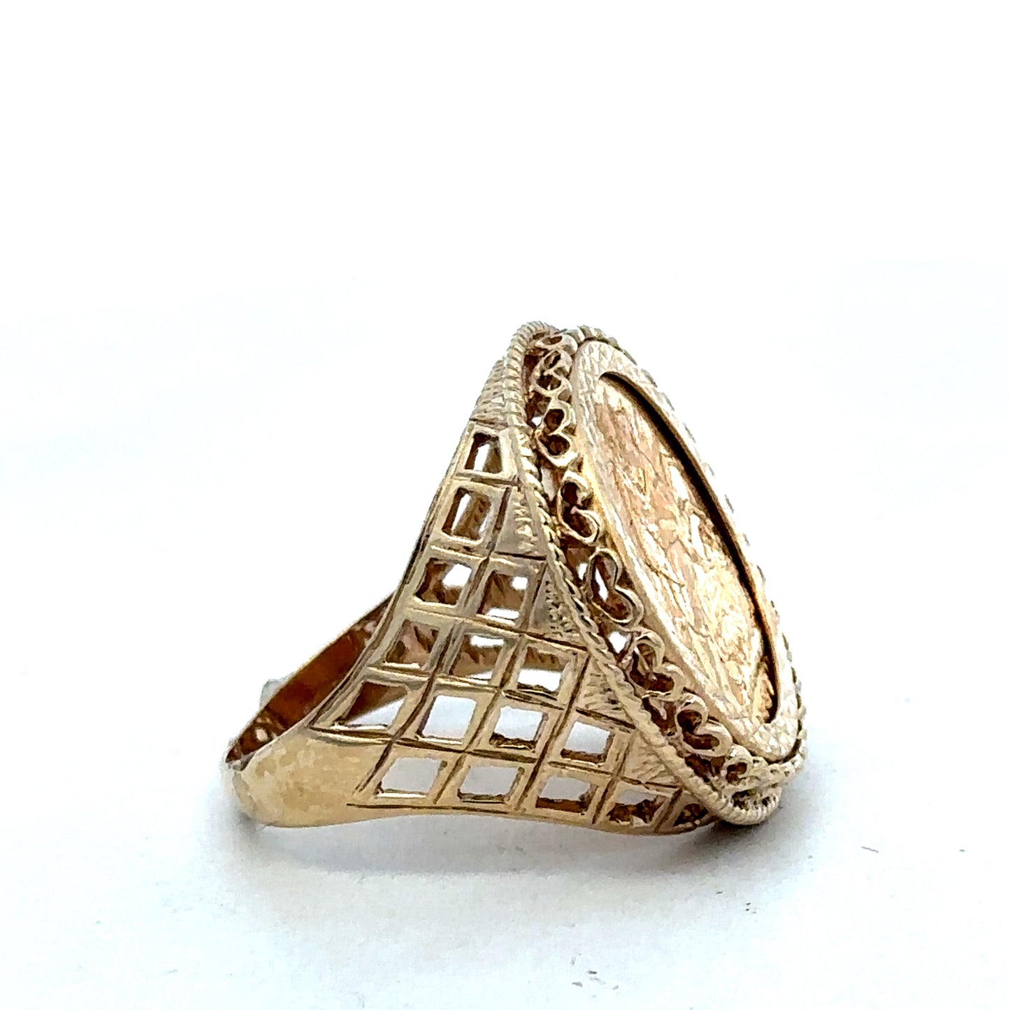 9ct yellow gold sovereign ring by Reeves and Sons, size X, featuring detailed coin design on a polished band.