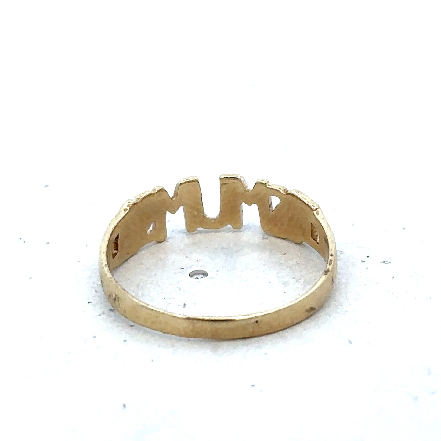 9ct yellow gold MUM ring in size O featuring a polished band and engraved message, crafted by Reeves and Sons.