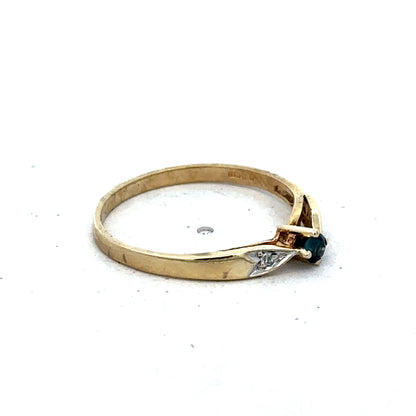 9ct yellow gold sapphire and diamond ring size O (sh25514l)