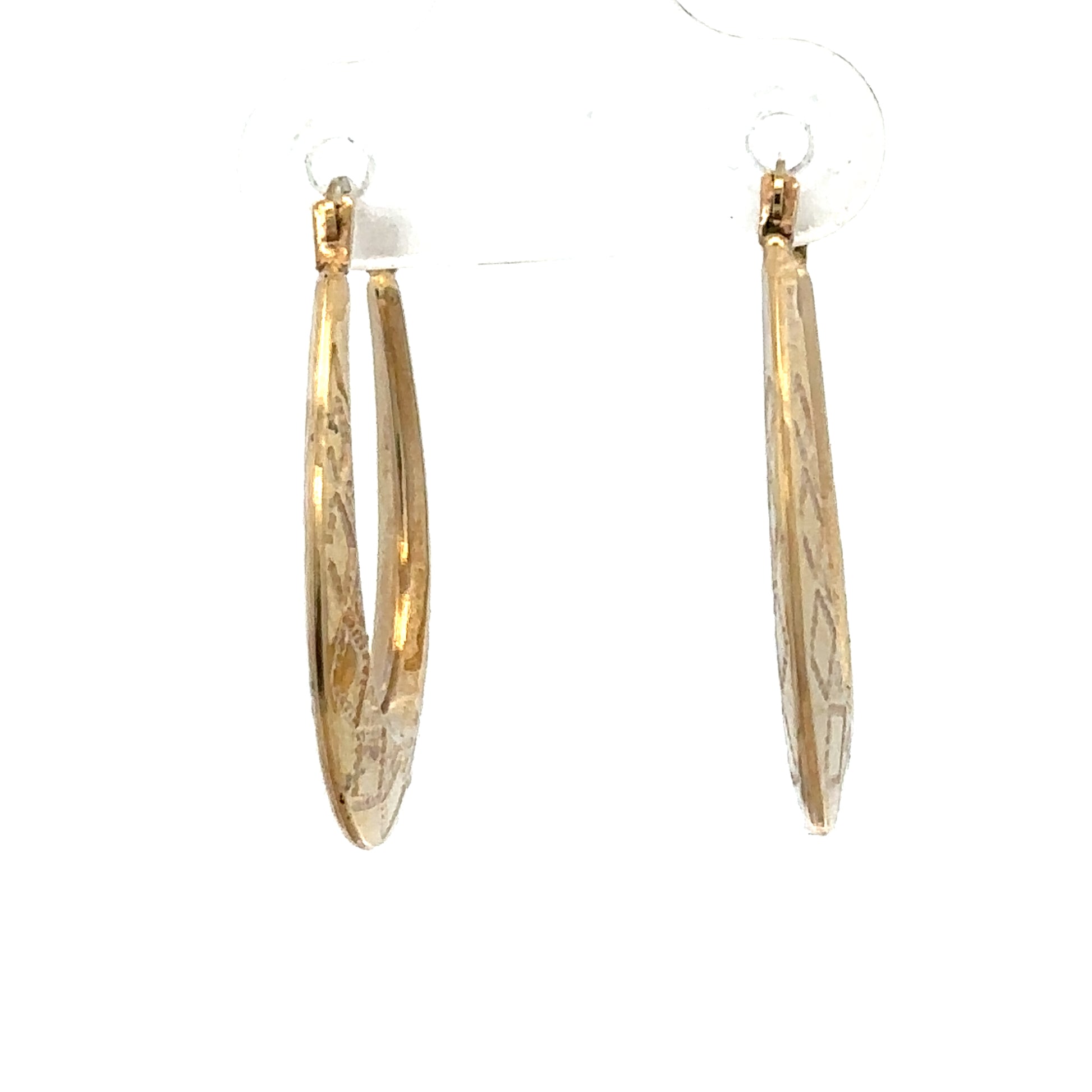 Reeves and Sons 9ct yellow gold hoop earrings, lightweight 0.6g, featuring classic circular design for everyday wear.