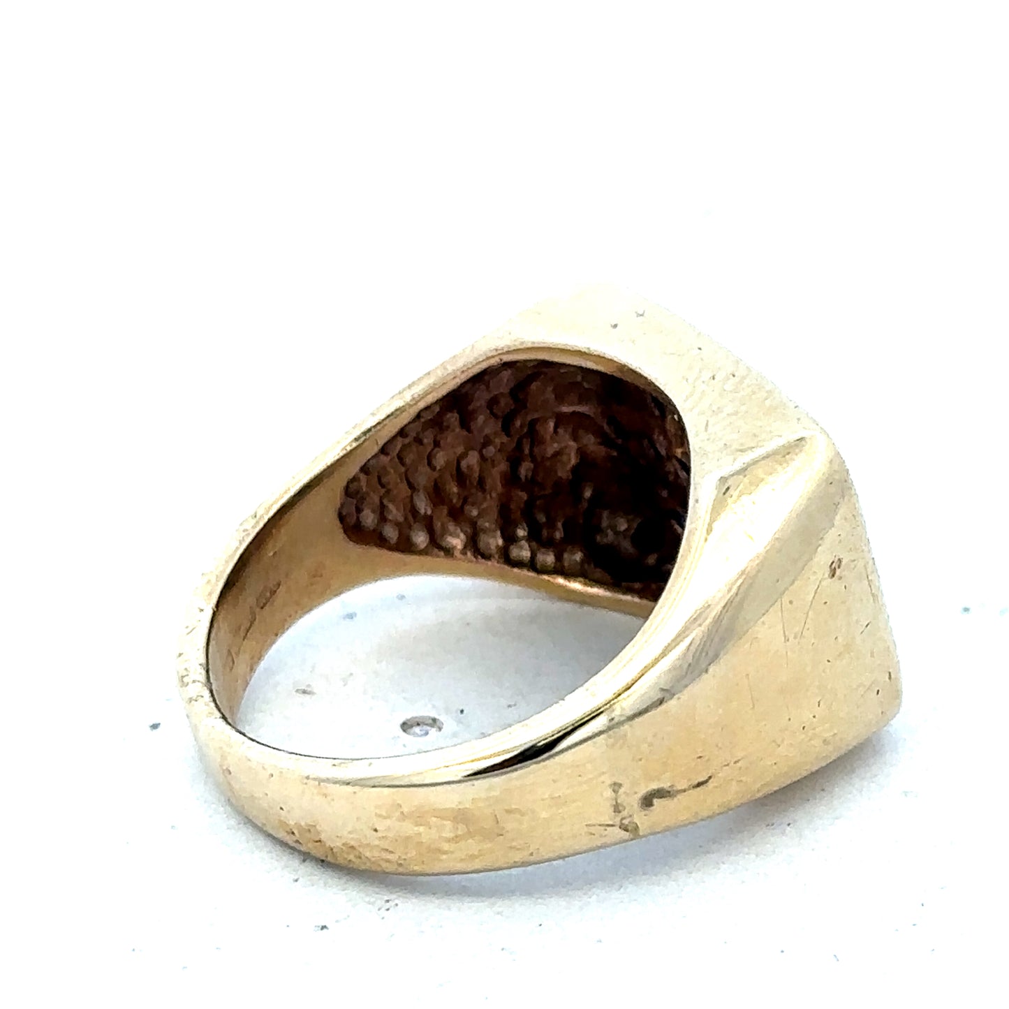9ct yellow gold signet ring in size Q1/2 with Reeves and Sons branding, featuring a polished finish and classic design.