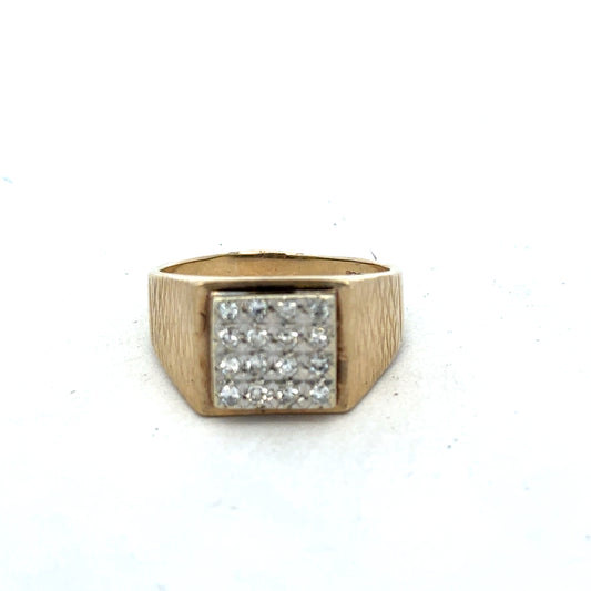 9ct yellow gold diamond signet ring in size V with engraved design, crafted by Reeves and Sons.