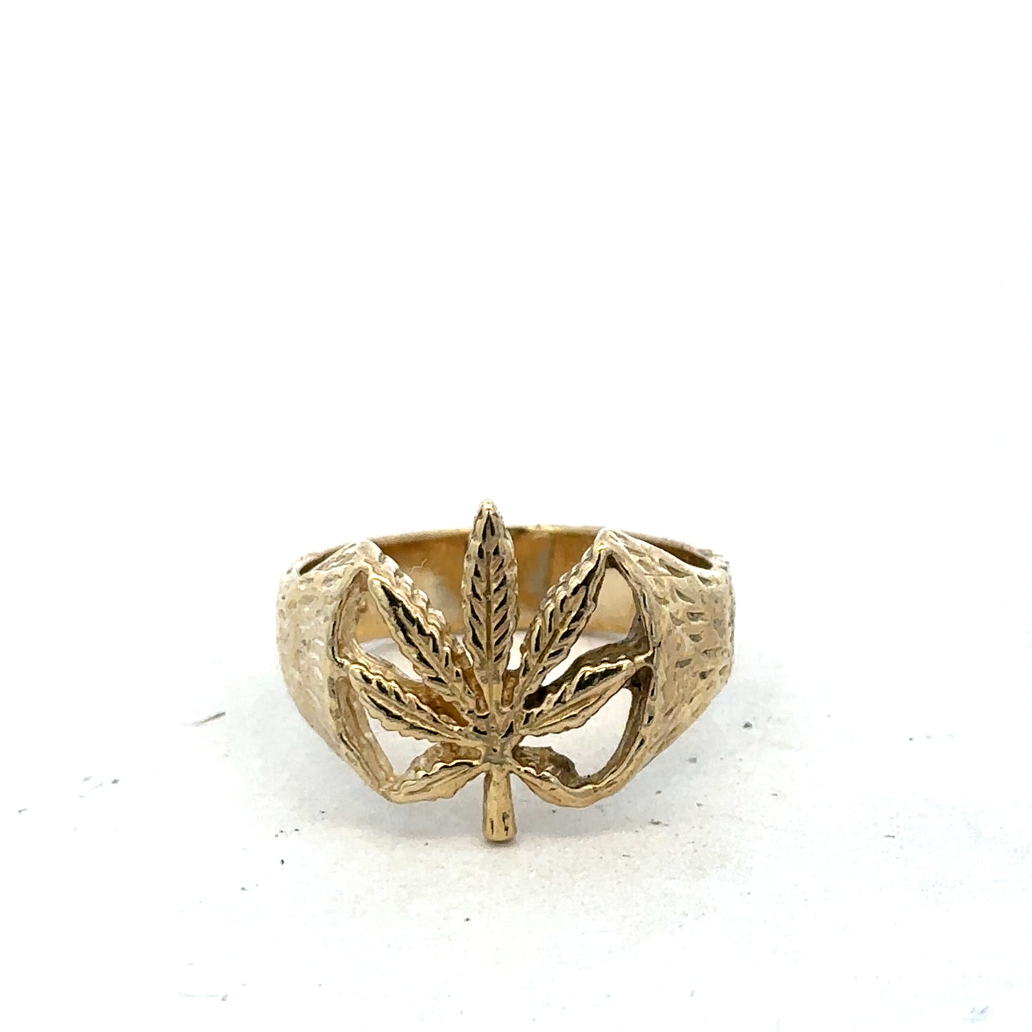 9ct yellow gold ring in size U1/2 with a smooth band, crafted by Reeves and Sons.