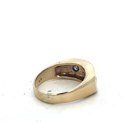 9ct yellow gold diamond ring in size T1/2 by Reeves and Sons, featuring a detailed close-up of the elegant design.