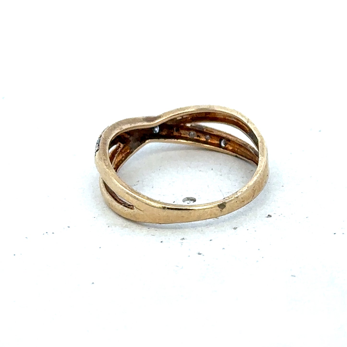 9ct yellow gold ring size N (sh25553l)